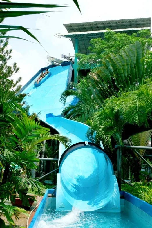 Máng Trượt Phao Ba 5