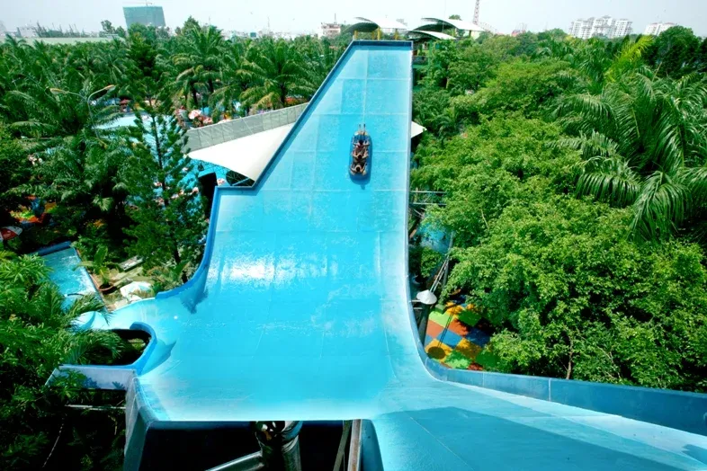 Máng Trượt Phao Ba 11