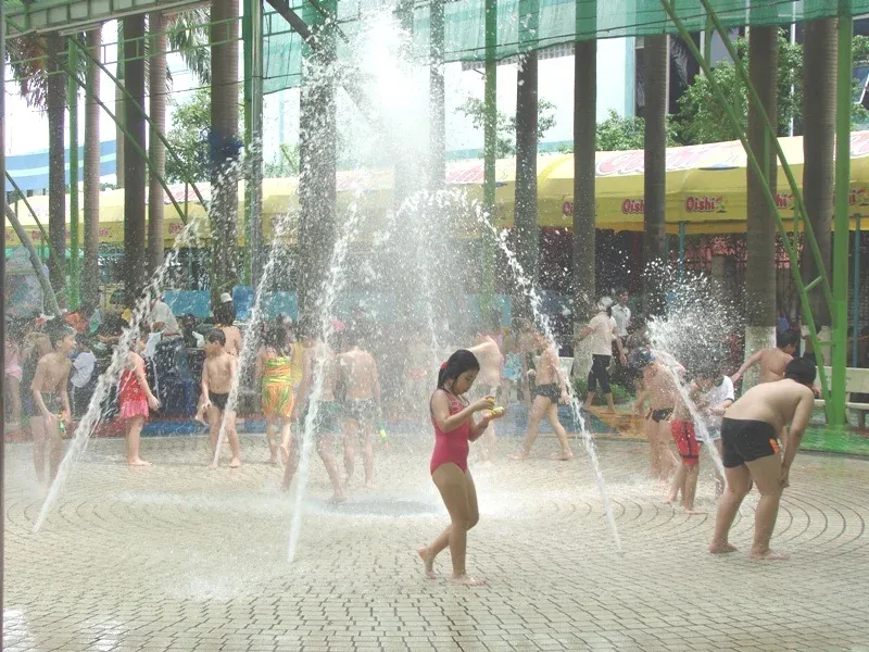 Quảng trường vòi phun 3